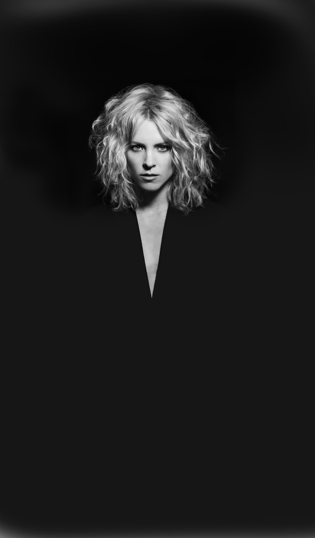 Maggie Civantos, la 'chica' que ama México