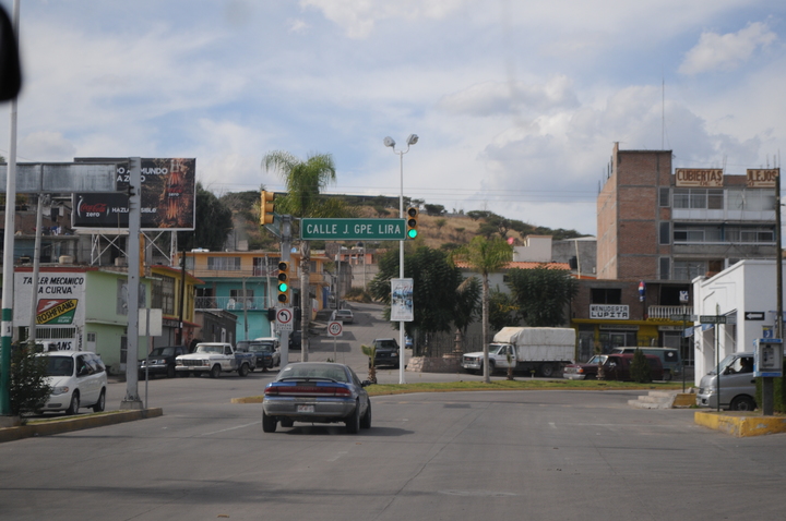 Contemplan lluvia  en varias regiones