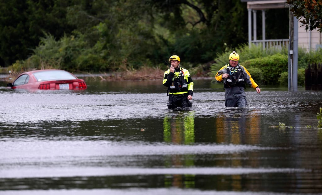 Continúan 'catastróficas' inundaciones por 'Florence'