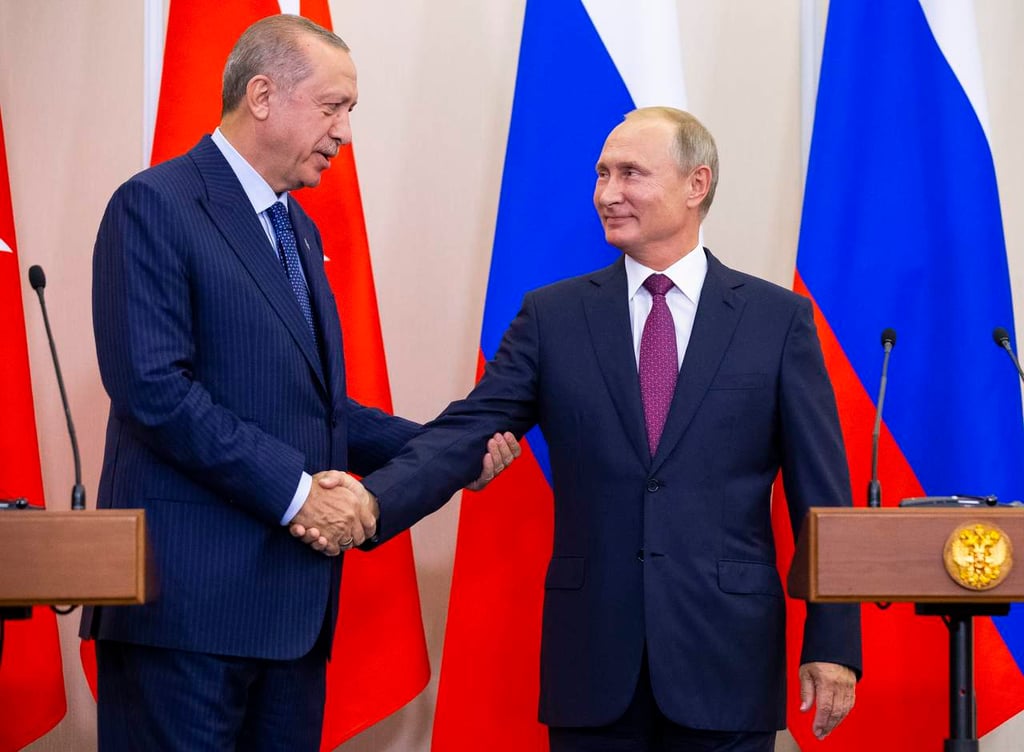 Acuerdan Putin y Erdogan crear una zona desmilitarizada en Idleb