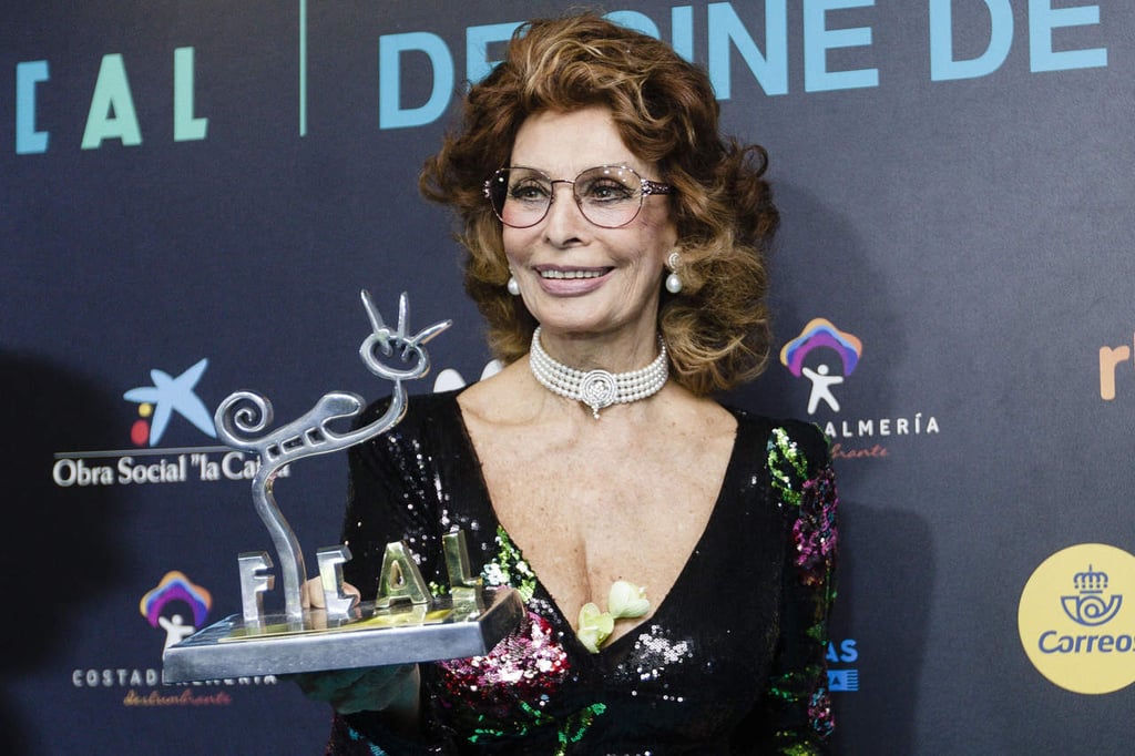 1934: Nace Sofía Loren, actriz italiana de fama internacional