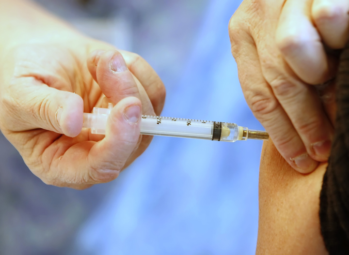 Listas, 108 mil vacunas contra la influenza