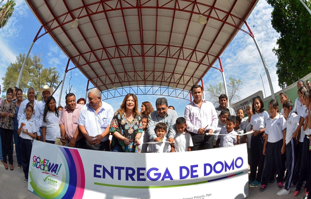 Entregan domo en escuela primaria de Gómez Palacio