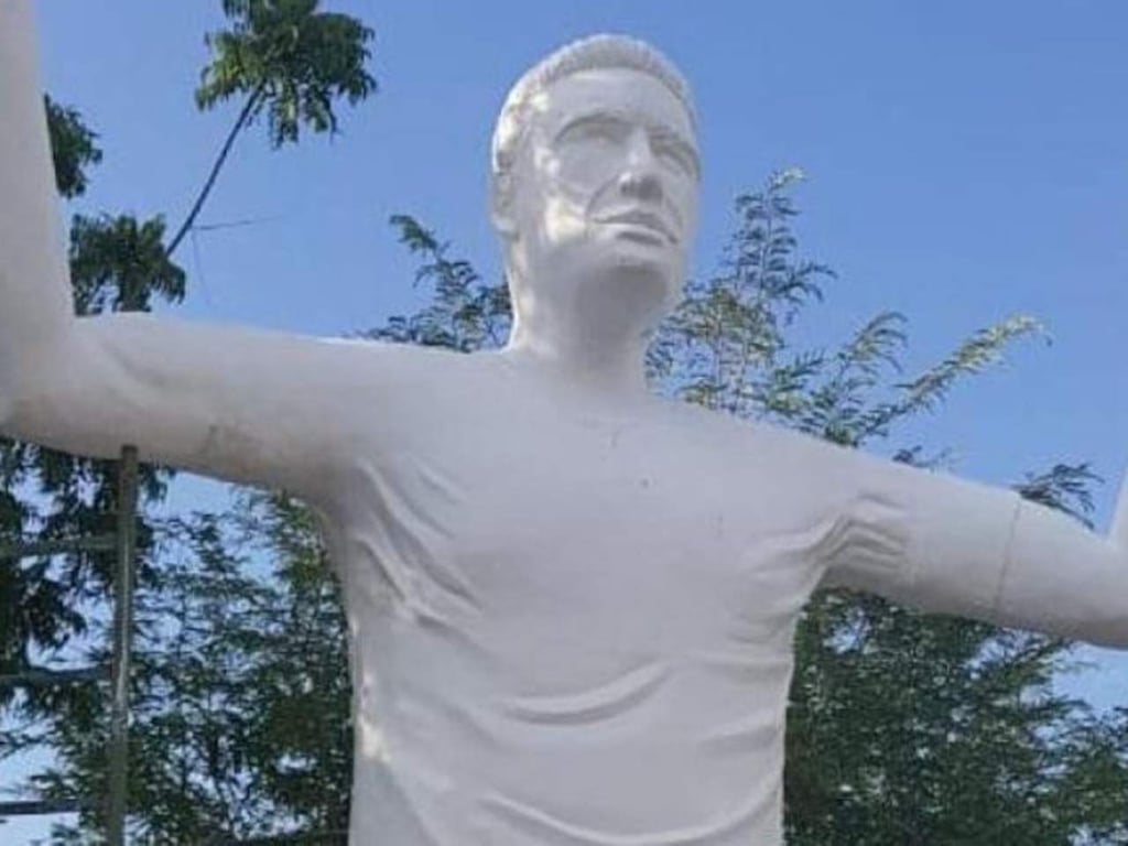 Causa polémica estatua en homenaje a Radamel Falcao