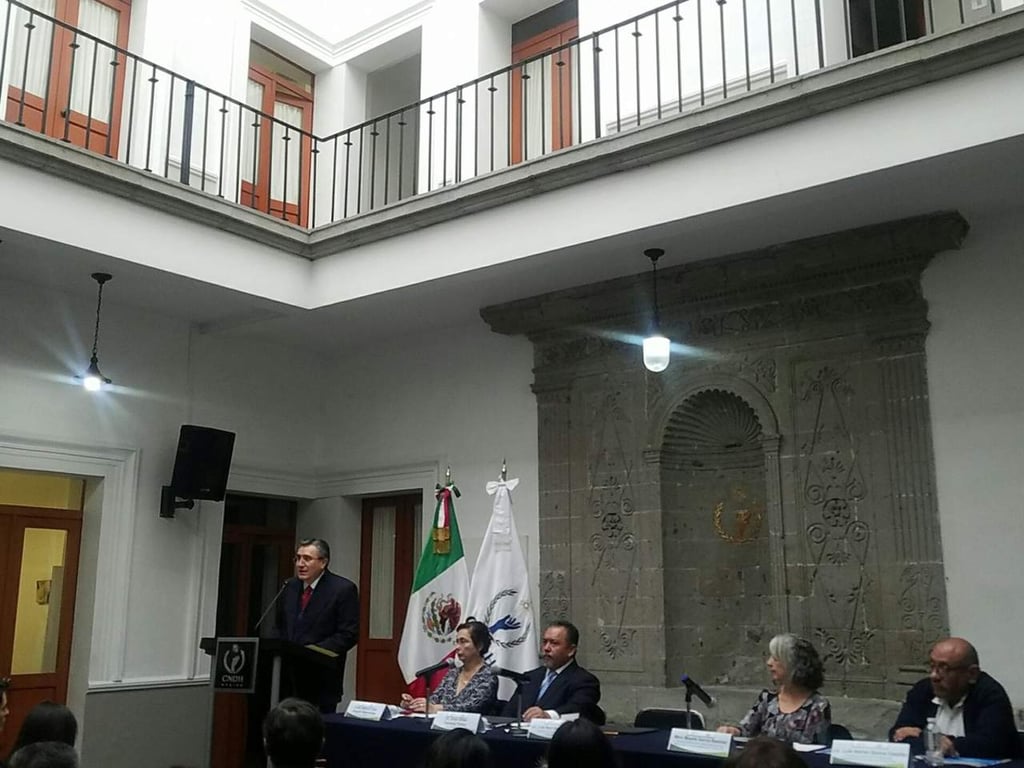Acusa CNDH falta de profesionalismo en investigación del caso Ayotzinapa