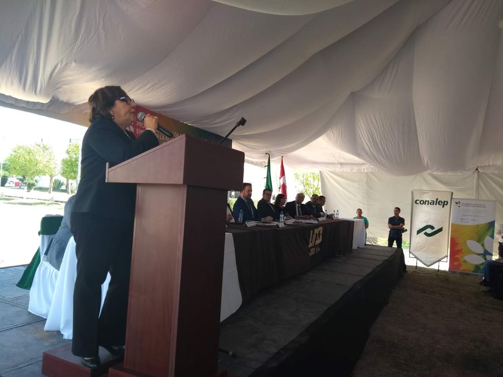 Destaca Rosario Castro empleos generados en el Gobierno de Aispuro