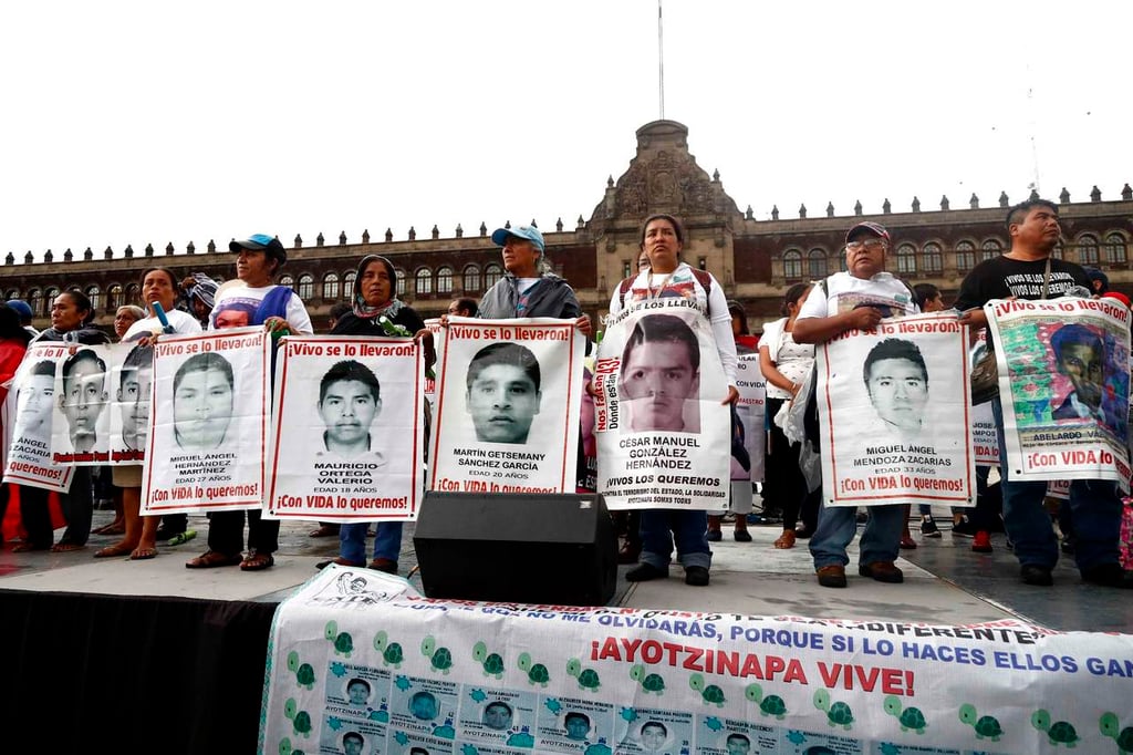 Padres de Ayotzinapa condenan exoneración de implicados