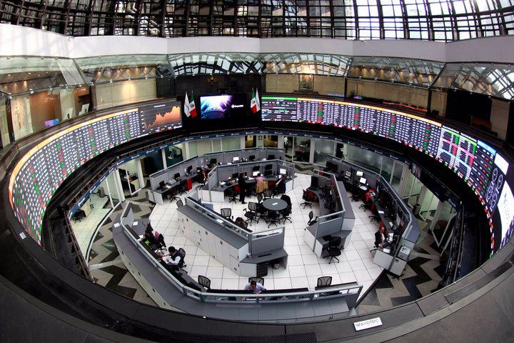 UNA MIRADA A LA ECONOMÍA