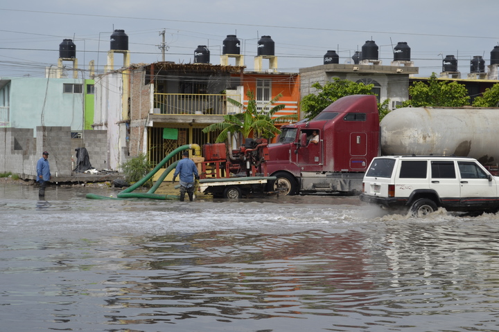 Buscan proyecto de drenaje pluvial