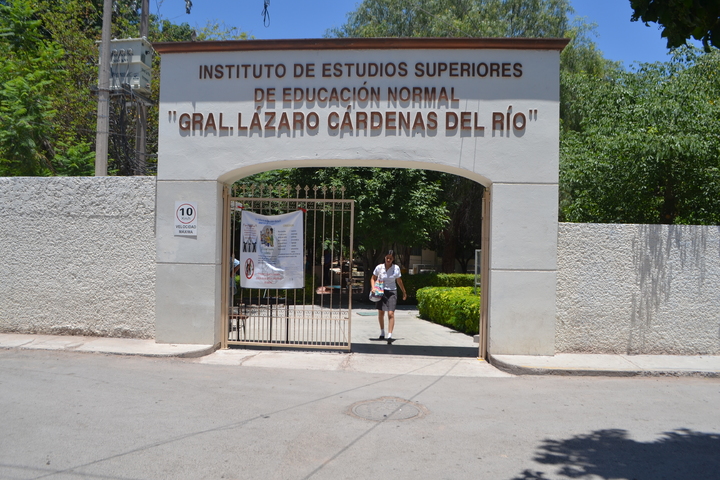 La Normal Superior de Lerdo estrena director