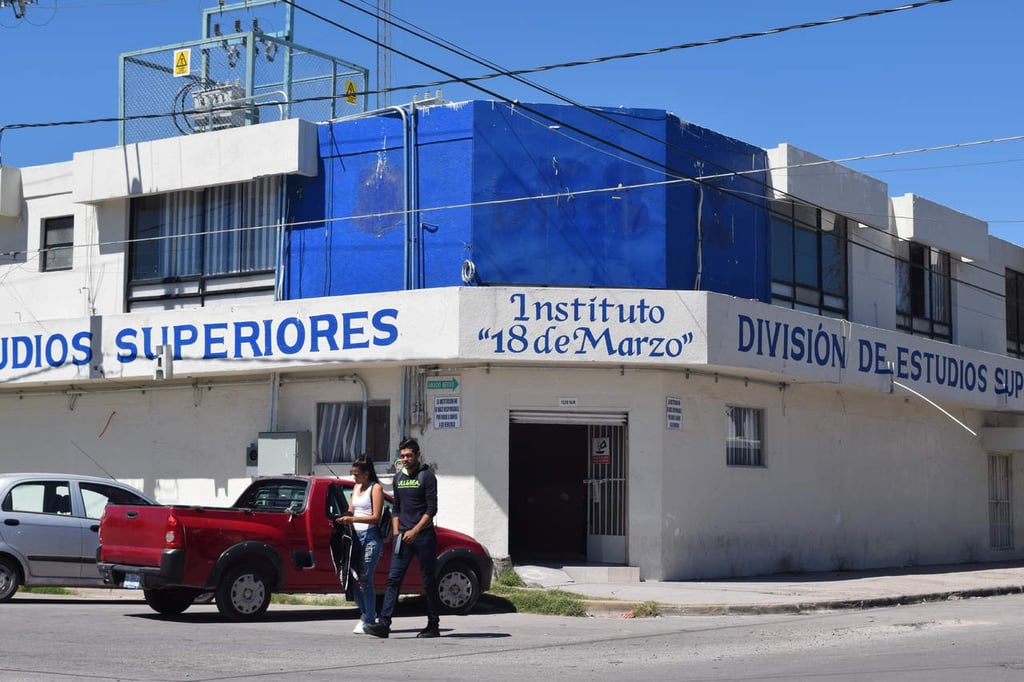 Piden resolver conflicto sindical en la DIES del Instituto 18 de Marzo