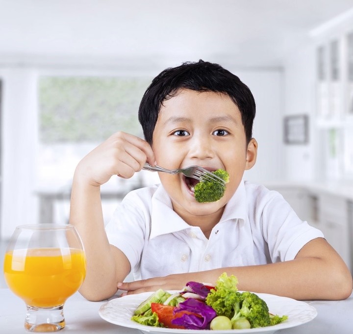 ¿Qué deben comer niños vegetarianos?