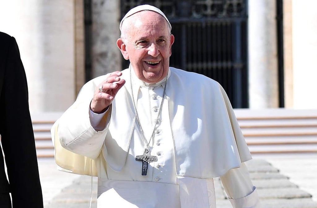 Papa pide perdón por los escándalos en la Iglesia