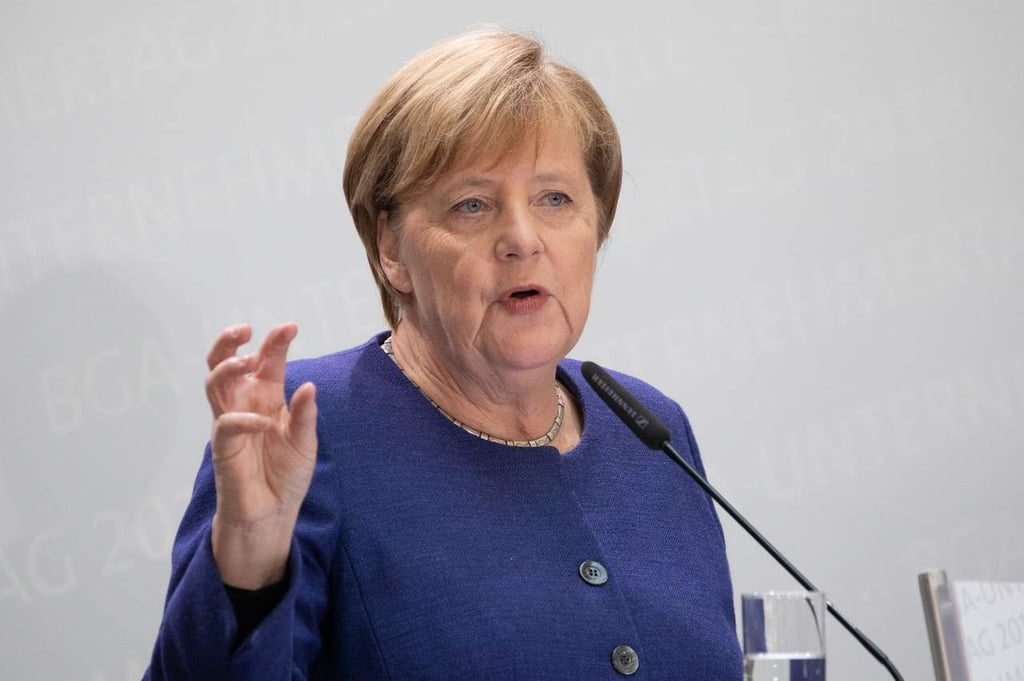 Merkel jura que restaurará la confianza en el gobierno alemán