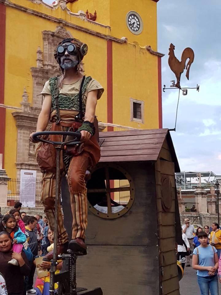 Espectáculo 'Llévame' se presenta este sábado