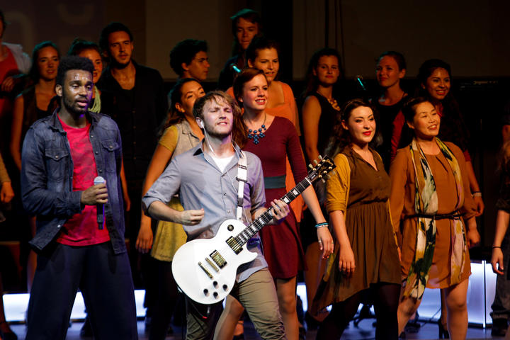 Es el turno de Viva la Gente