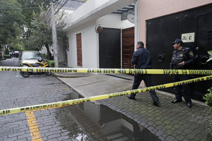 Policía muere en ataque a casa de Norberto Rivera