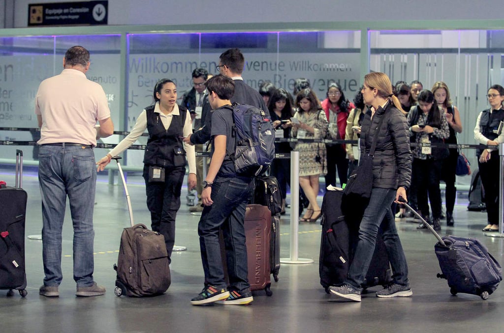 Aeropuerto de la Ciudad de México reanuda vuelos