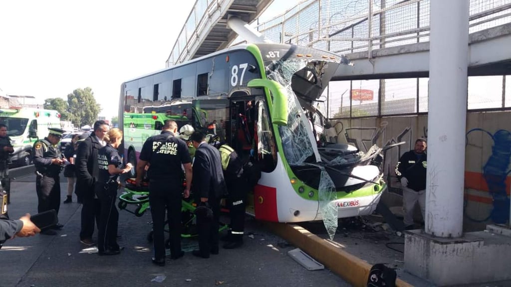 Accidente de Mexibús deja 20 lesionados en Ecatepec