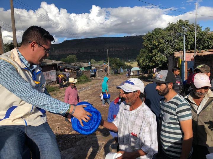 Durango abre centros de acopio para apoyar a afectados por 'Willa'