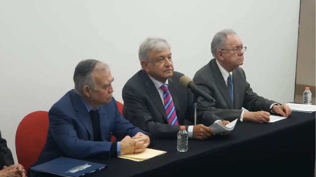 López Obrador asegura que se construirá el aeropuerto en Santa Lucía