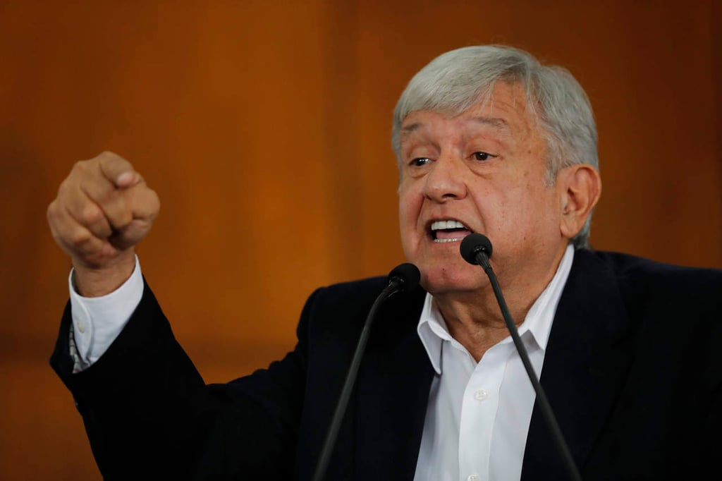Fernanda Familiar pide a empresarios frenar a López Obrador