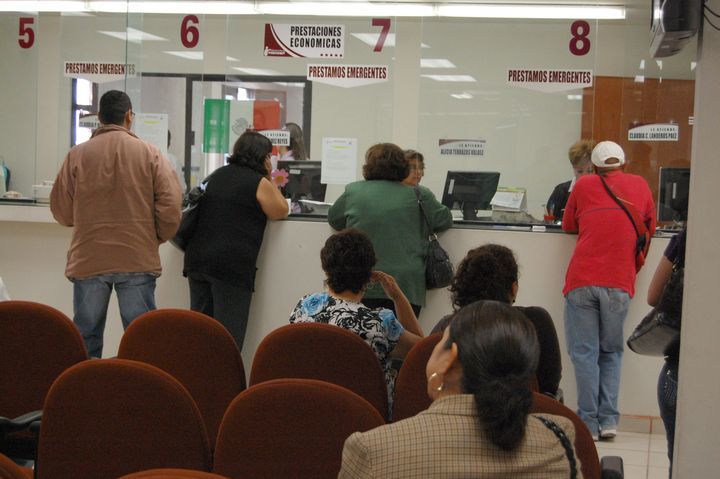 Solicita Pensiones apoyo para pagos