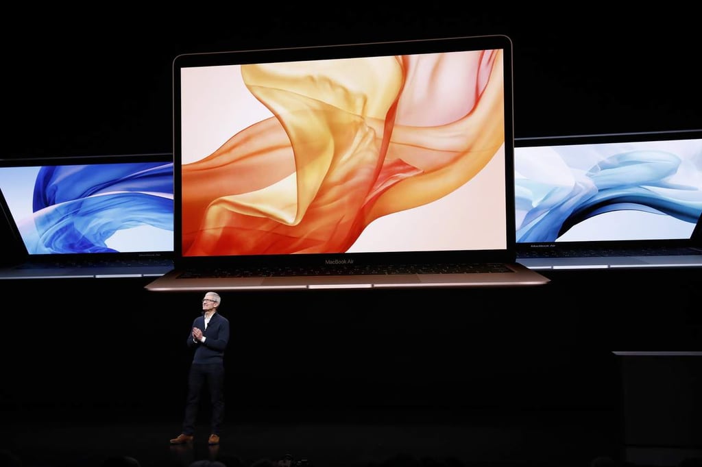 Presenta Apple su nueva  MacBook Air con pantalla retina