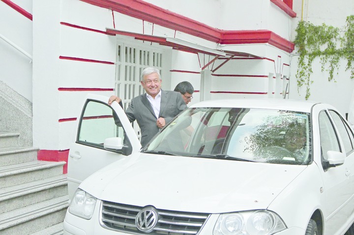 Piden a AMLO cuidar presupuesto