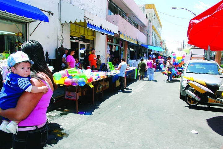 Autorizan cierre de calle Patoni a comerciantes