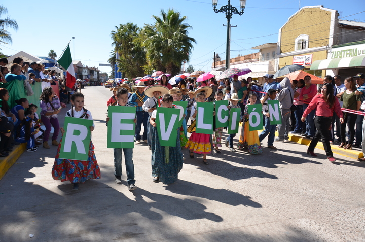 Preparan desfile del 20 de noviembre