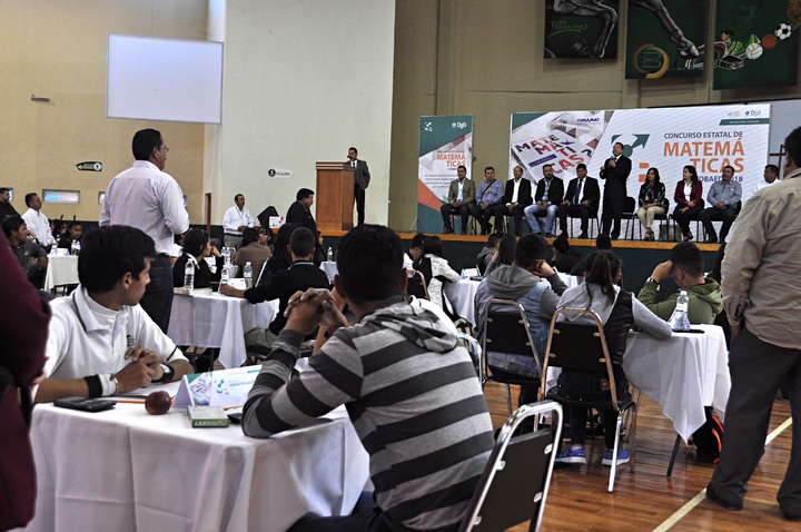 Compiten Cobaed en Matemáticas