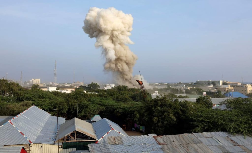 Coches bomba dejan al menos 13 muertos en Somalia