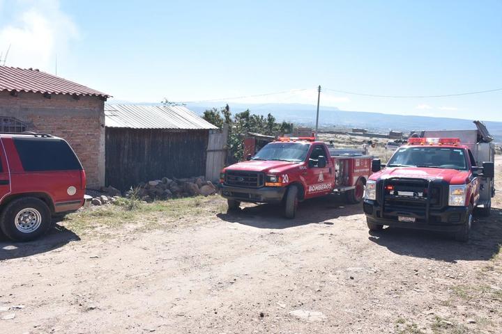 Detienen al hombre que quemó su casa