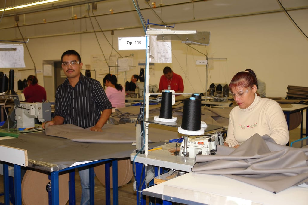 Maquiladoras ofrecen 172 mil vacantes a mexicanos y migrantes