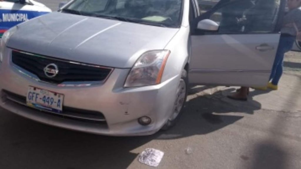 Cae mujer con auto robado en Gómez Palacio