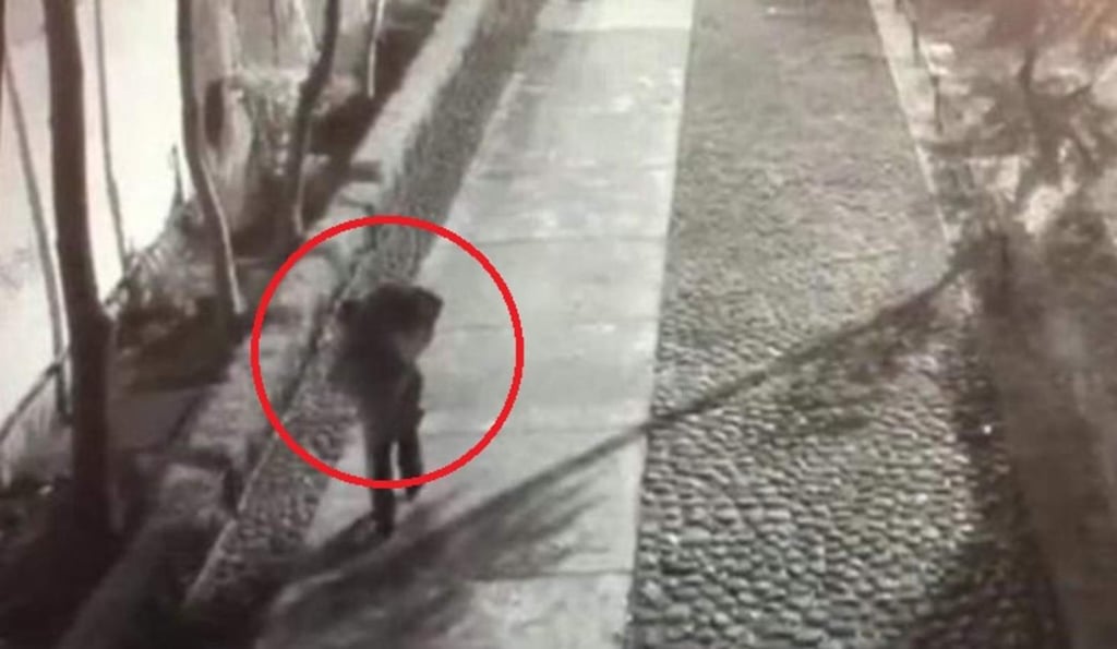 Video muestra a hombre dejar la maleta con restos de Ingrid en Tlatelolco