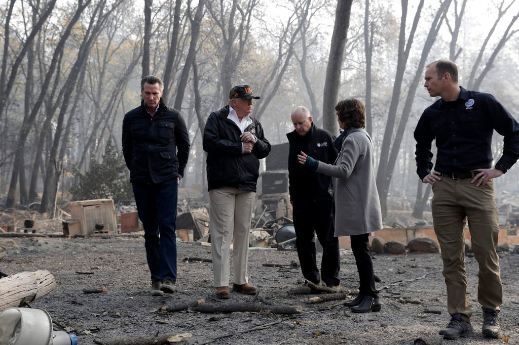 Visita Trump zona azotada por incendio en California