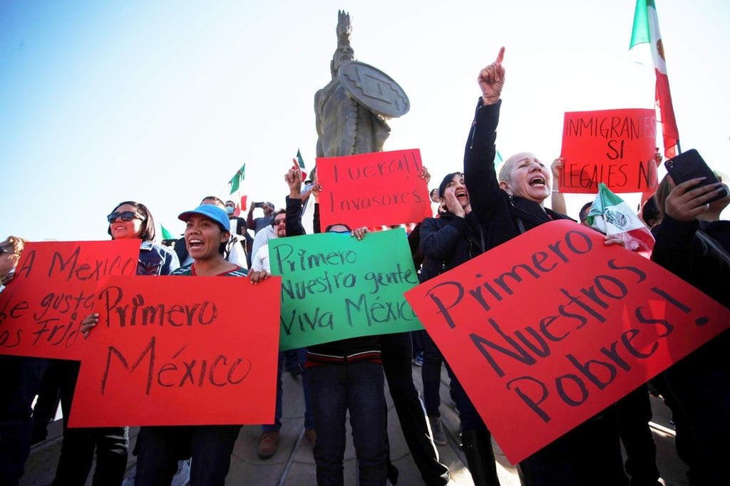 Habitantes de Tijuana protestan por migrantes