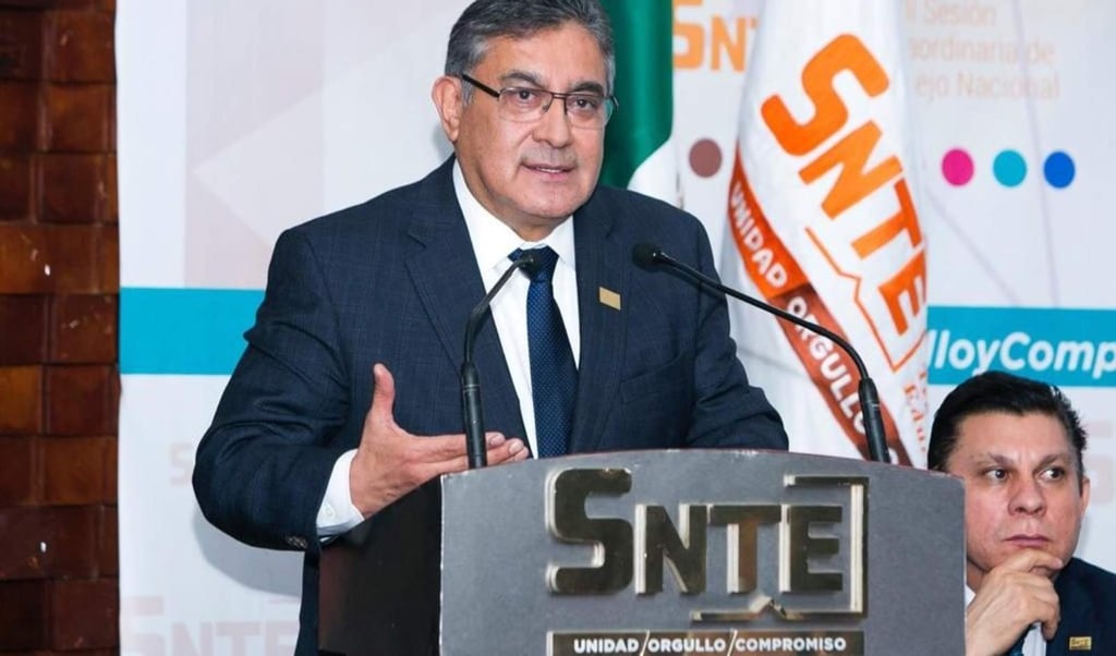 ¿Quién es el coahuilense Alfonso Cepeda Salas, nuevo dirigente del SNTE?