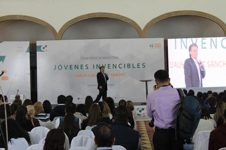 Existe una crisis de decisiones en los jóvenes: Carlos Cuauhtémoc Sánchez