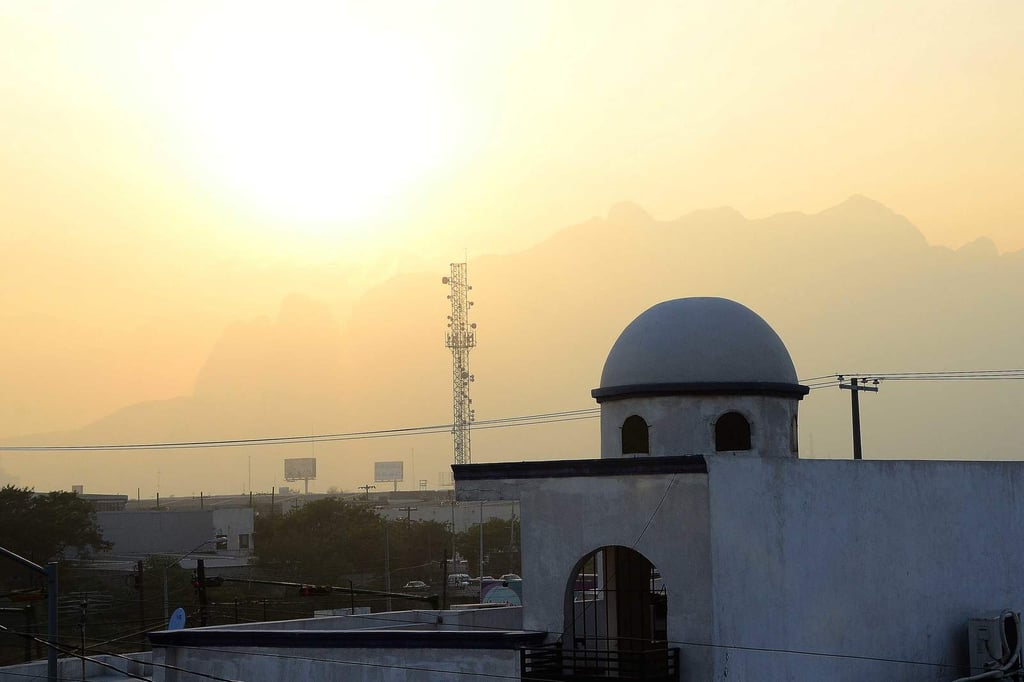 Nuevo León activa alerta ambiental por calidad del aire en Monterrey