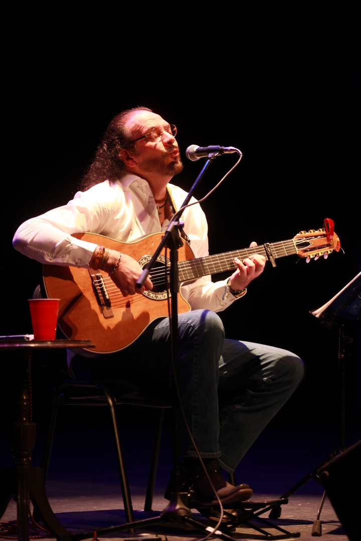 Una noche con Fernando Delgadillo