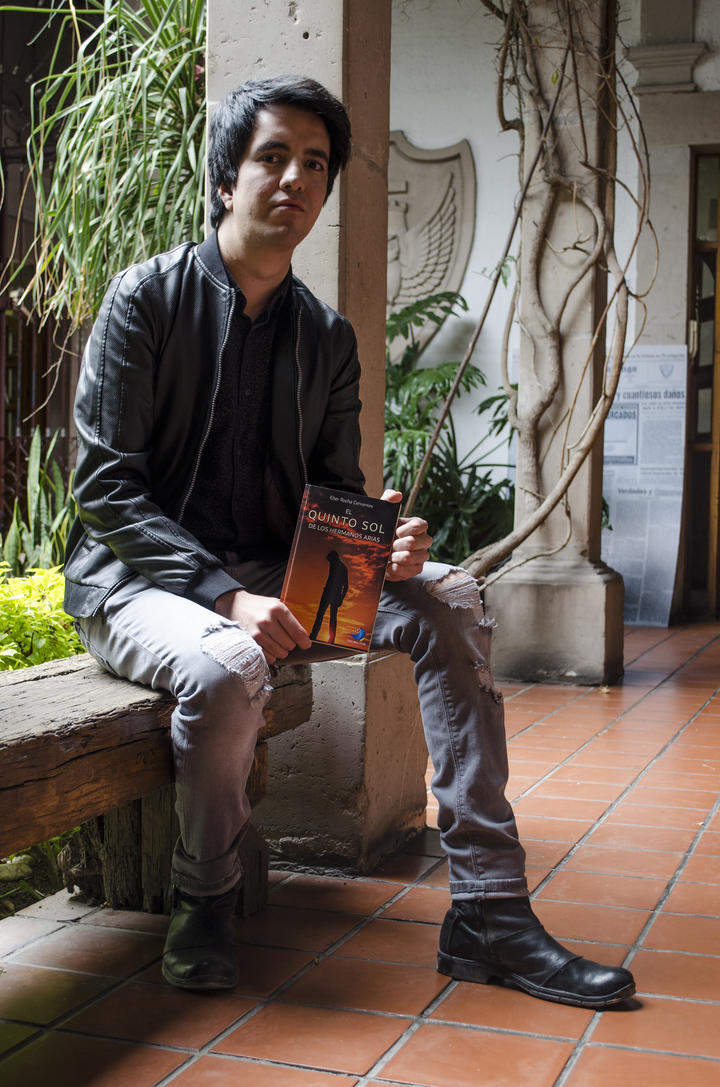 Eber R. Cervantes debuta en el género de novela