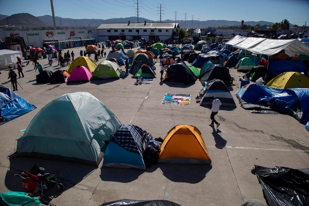 Gobierno tiene 'bien ubicados' a 5,500 migrantes en Tijuana