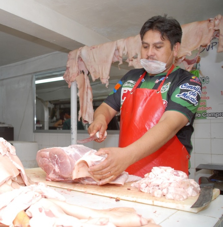 Reportan producción de 3,254 toneladas de carne de cerdo