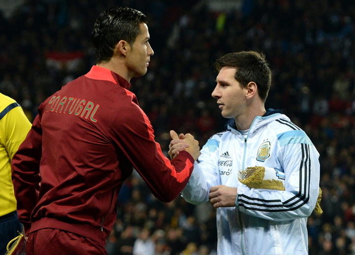 Cristiano invita a Messi a Italia