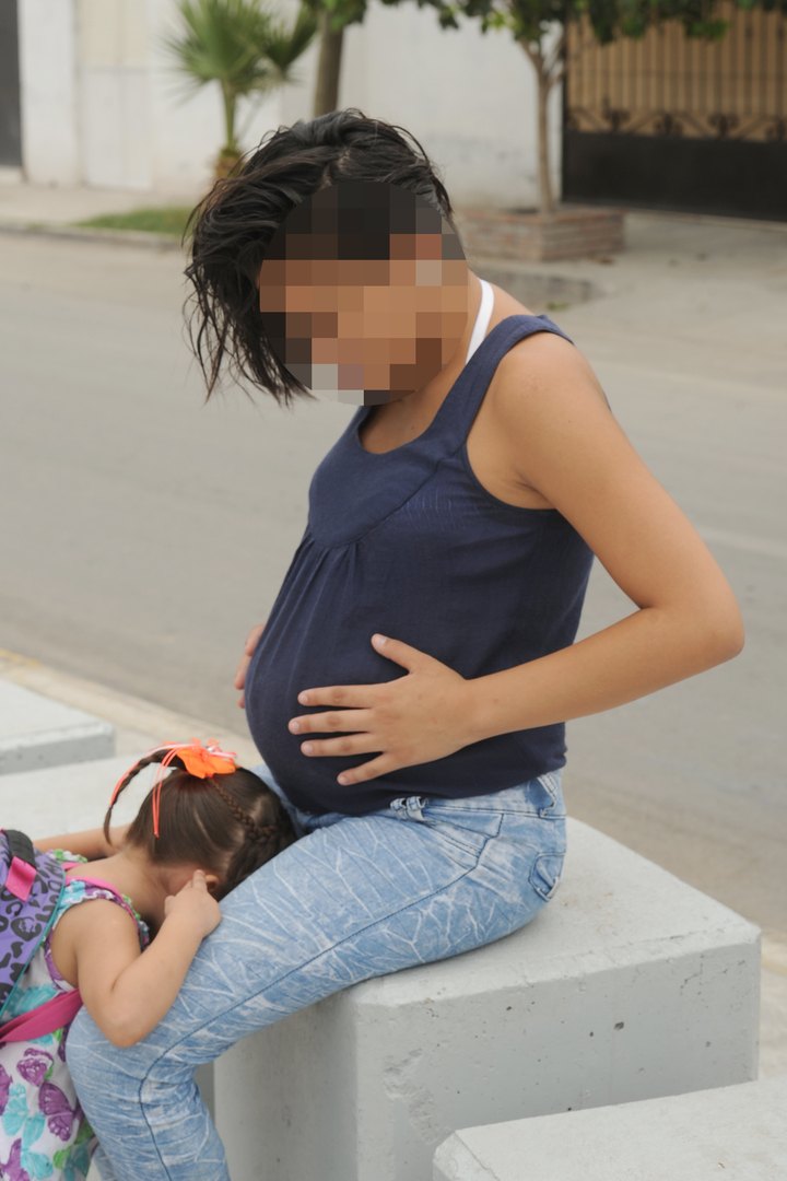 Buscan reducir deserción escolar por embarazos