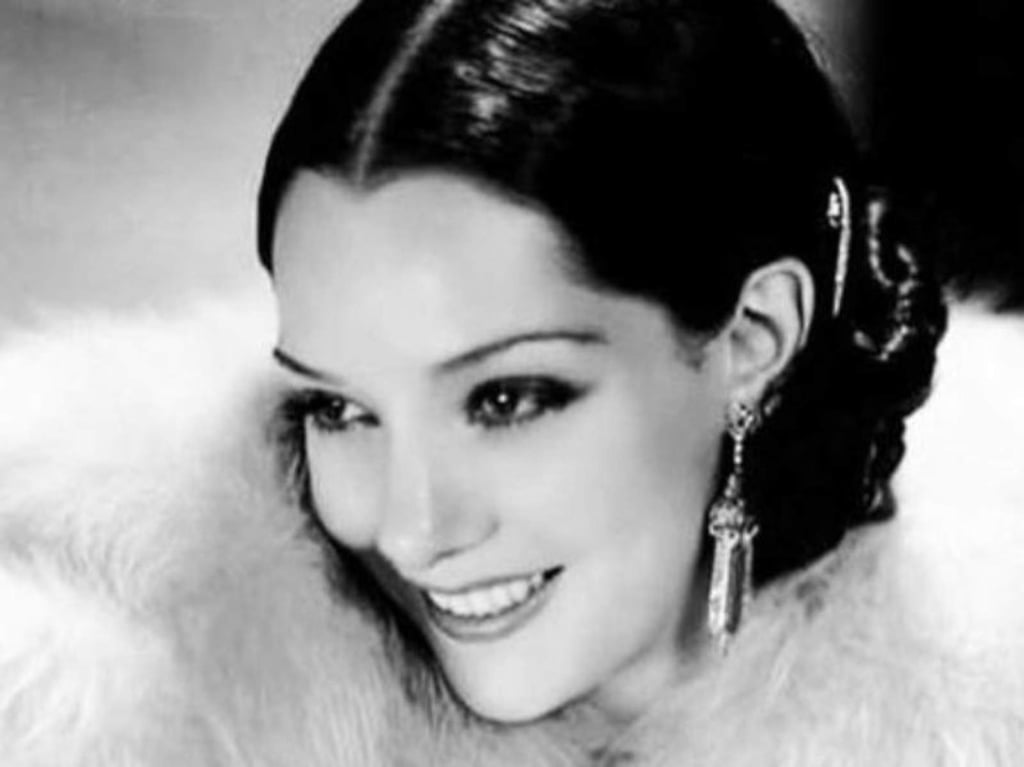 1944: Da su último respiro Lupe Vélez, aclamada actriz, bailarina y vedette mexicana