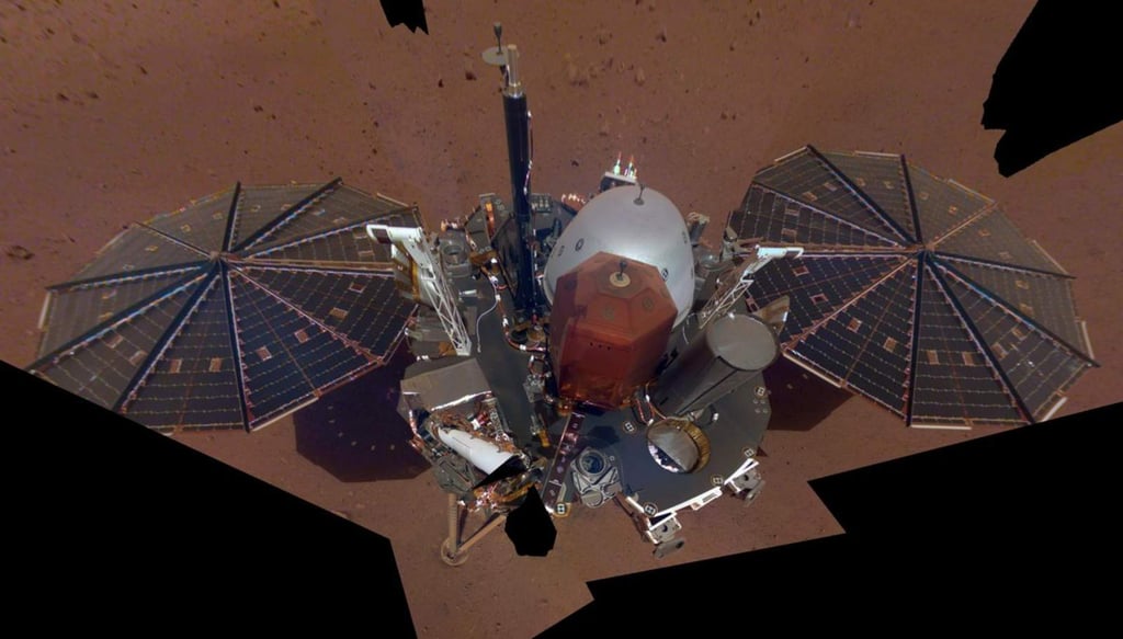 InSight muestra primera 'selfie' en Marte